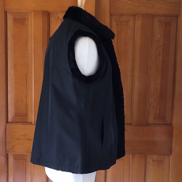 Reversible Mink Vest 27” long-pit to pit 20” hem45 - Picture 8 of 11